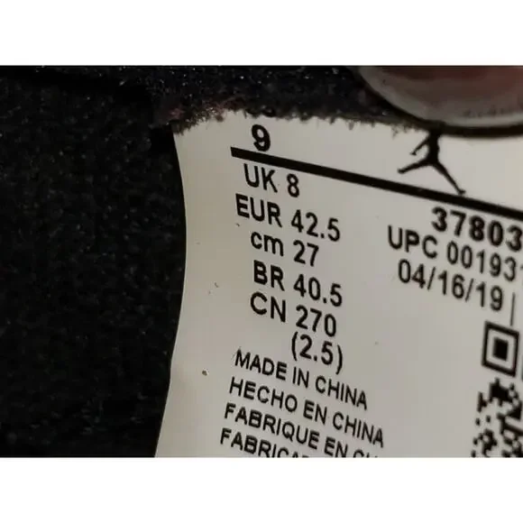 Air Jordan 11 OG 1996 Bred 9 Black & Red Patent Leather Tinker Hatfield Lace Up